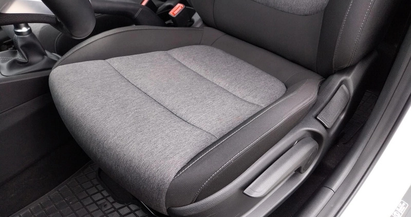 Kia Stonic cena 74800 przebieg: 28900, rok produkcji 2021 z Jasień małe 379